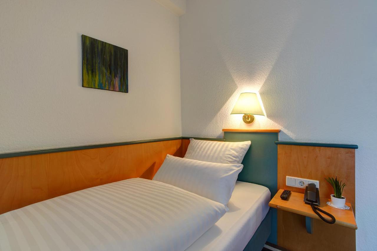 Sure Hotel By Best Western Ambassador Duesseldorf Exterior photo